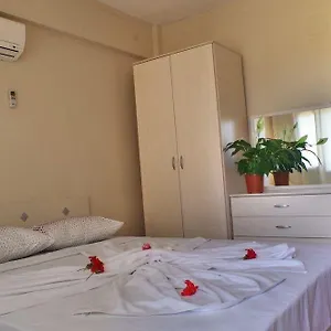 Otel Bebek, Gümüldür